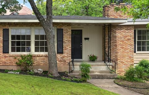 Photo of 2506 Hillview RD, Austin, TX 78703 (MLS # 5025557)