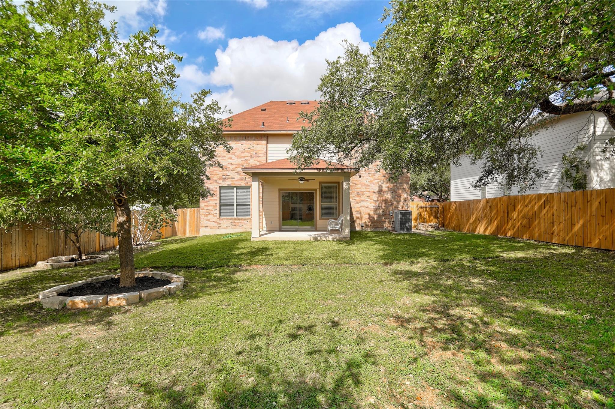 227 Woodlake DR