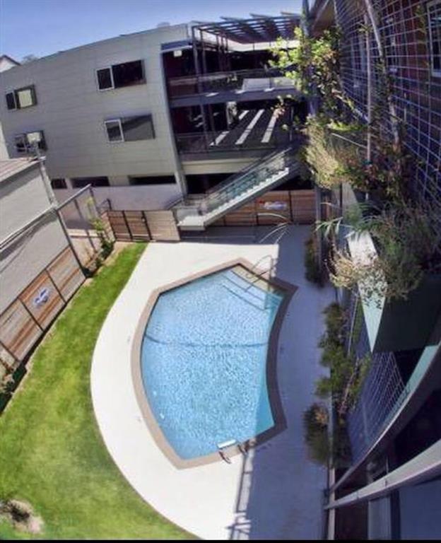 Austin, Texas 78701, United States, 1 Bedroom Bedrooms, ,1 BathroomBathrooms,Residential,Active,98142