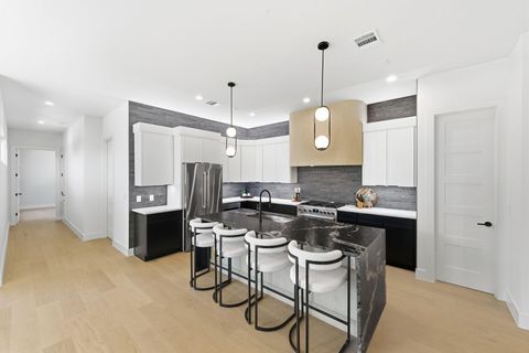 Tiny photo for 711 Kinney Ave, Austin, TX 78704 (MLS # 8815857)