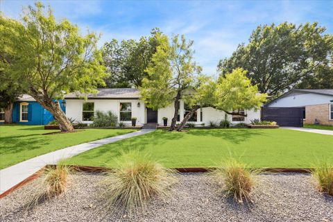 5808 Marilyn DR Austin TX 78757