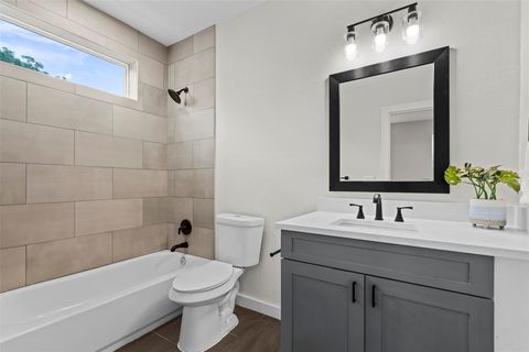 Tiny photo for 3611 Munson ST, Austin, TX 78721 (MLS # 7756908)