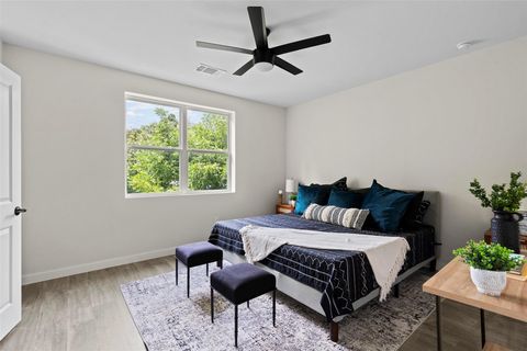 Tiny photo for 3611 Munson ST, Austin, TX 78721 (MLS # 7756908)