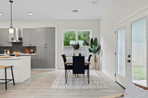 Tiny photo for 3611 Munson ST, Austin, TX 78721 (MLS # 7756908)