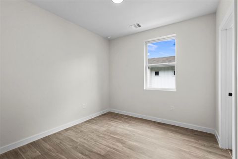 Tiny photo for 3611 Munson ST, Austin, TX 78721 (MLS # 7756908)
