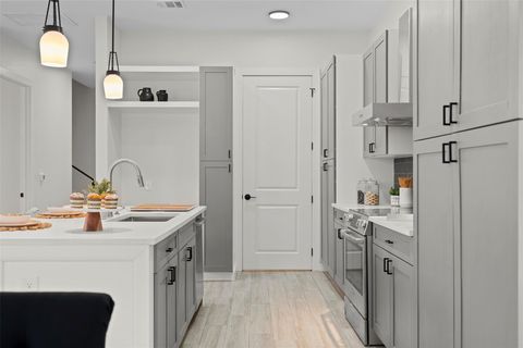 Tiny photo for 3611 Munson ST, Austin, TX 78721 (MLS # 7756908)