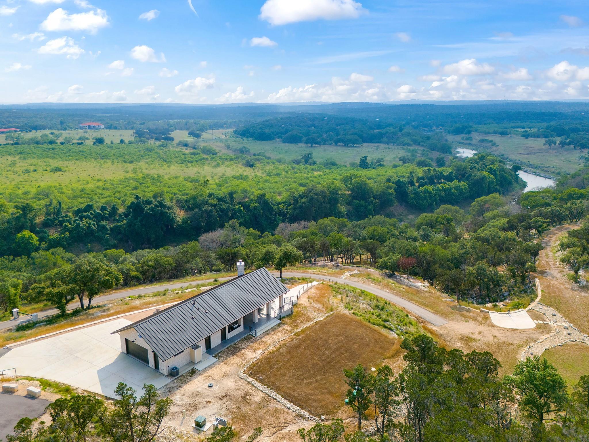 1942 Paradise PKWY