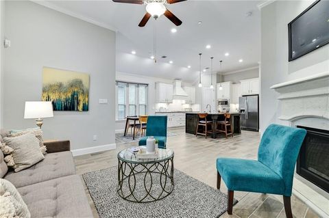 Tiny photo for 204 Maxwell WAY #39, Austin, TX 78738 (MLS # 7161660)