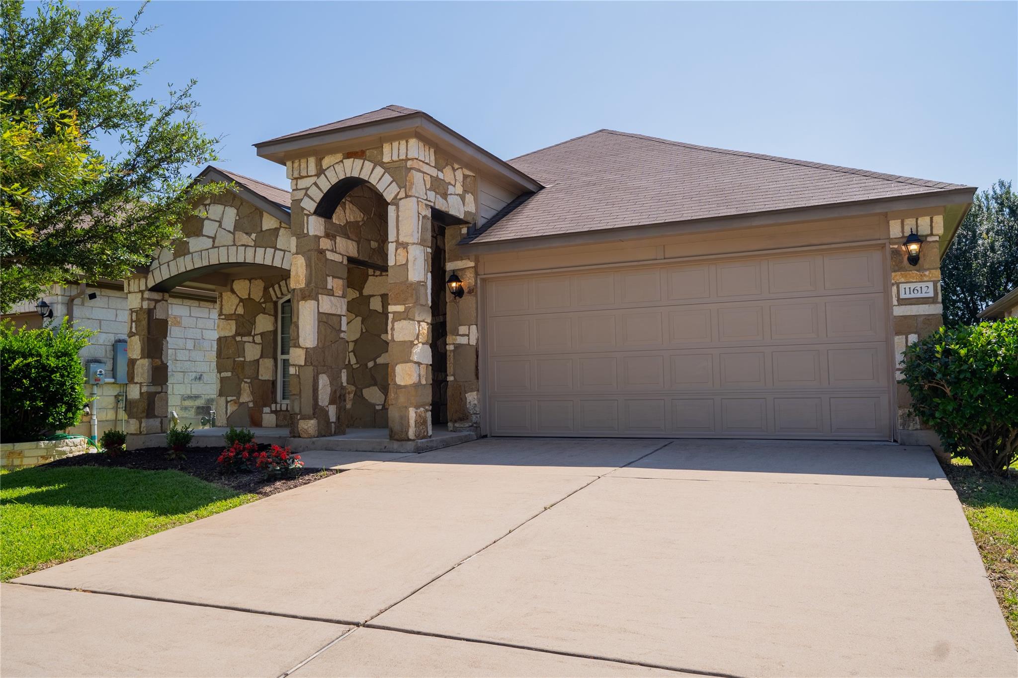 11612 Yeadon WAY