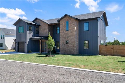 8609 Nina LN Jonestown TX 78645