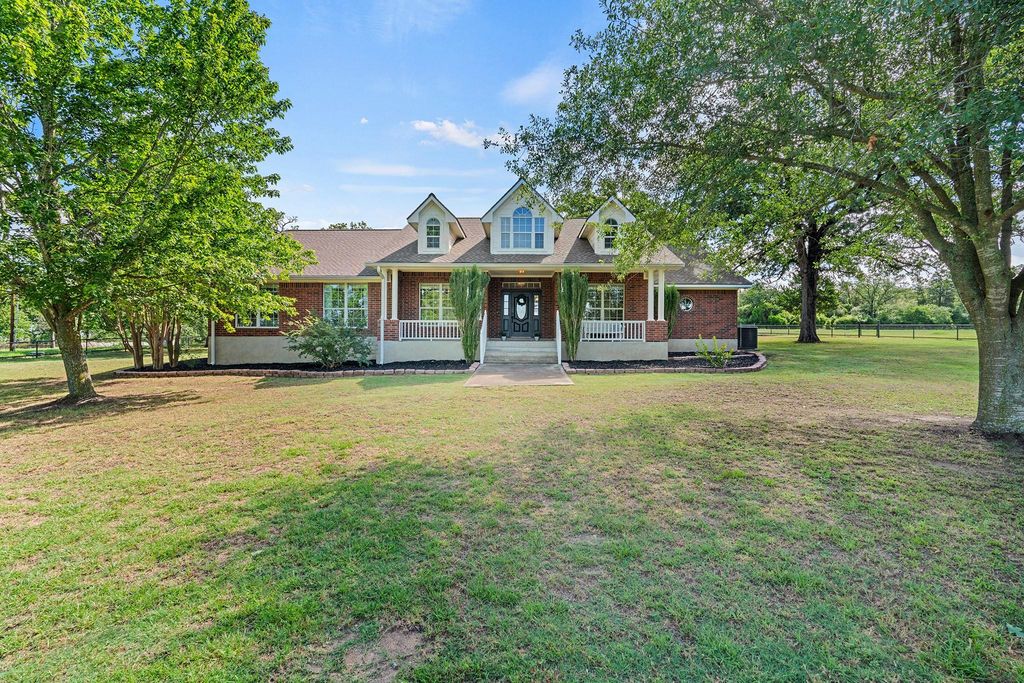 Photo of 2140 County Road 305, Rockdale, TX 76567 (MLS # 5048516)