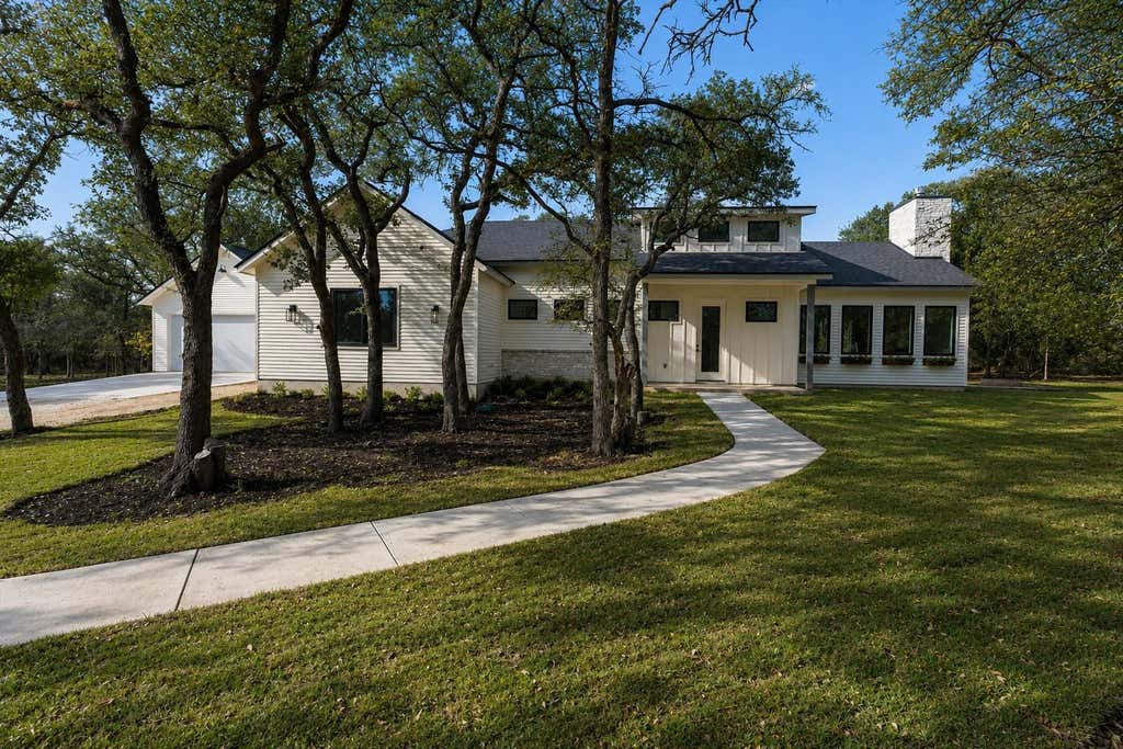 Photo of 2887 County Road 255, Georgetown, TX 78633 (MLS # 9262126)