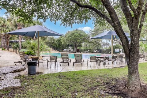 Tiny photo for 3405 Mulberry Creek DR, Austin, TX 78732 (MLS # 2531768)