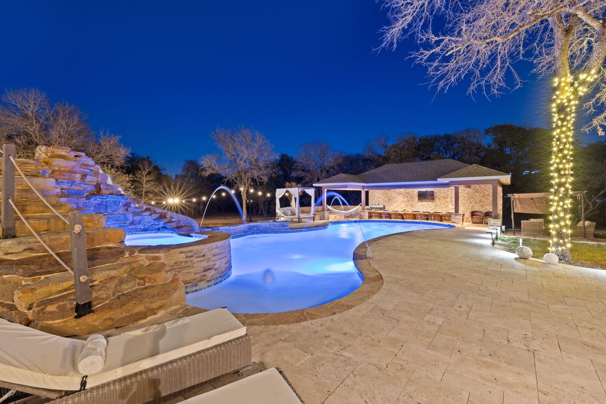 238 W Overlook Mountain RD