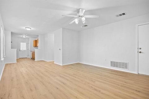 Tiny photo for 8608 Dittmar Oaks DR, Austin, TX 78748 (MLS # 6725138)