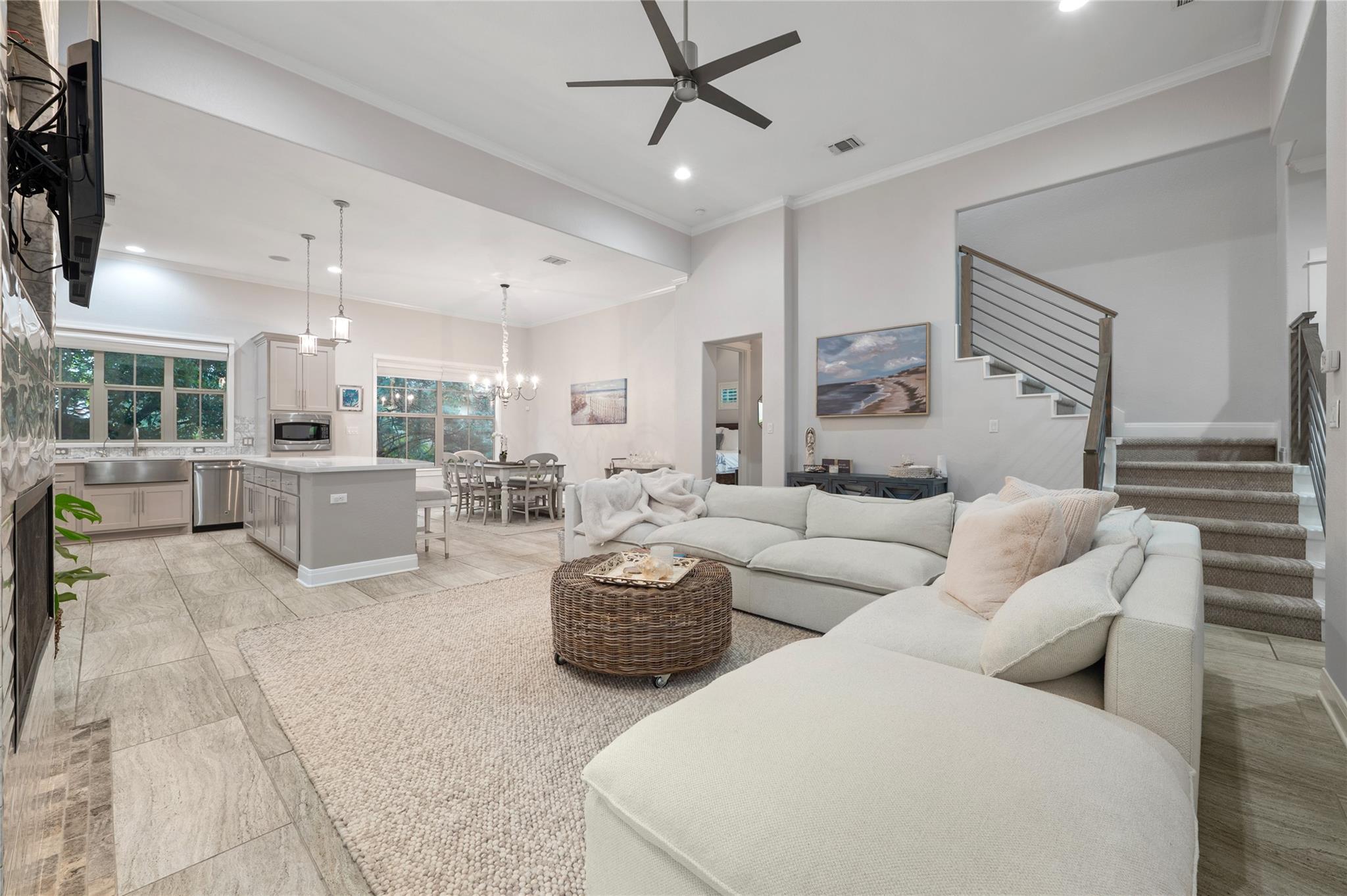 15004 Falconhead Grove LOOP