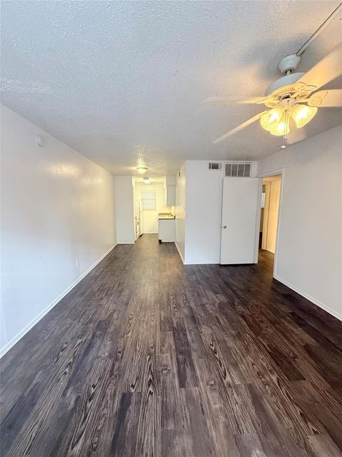 Photo of 2704 Salado ST #207, Austin, TX 78705 (MLS # 9794033)