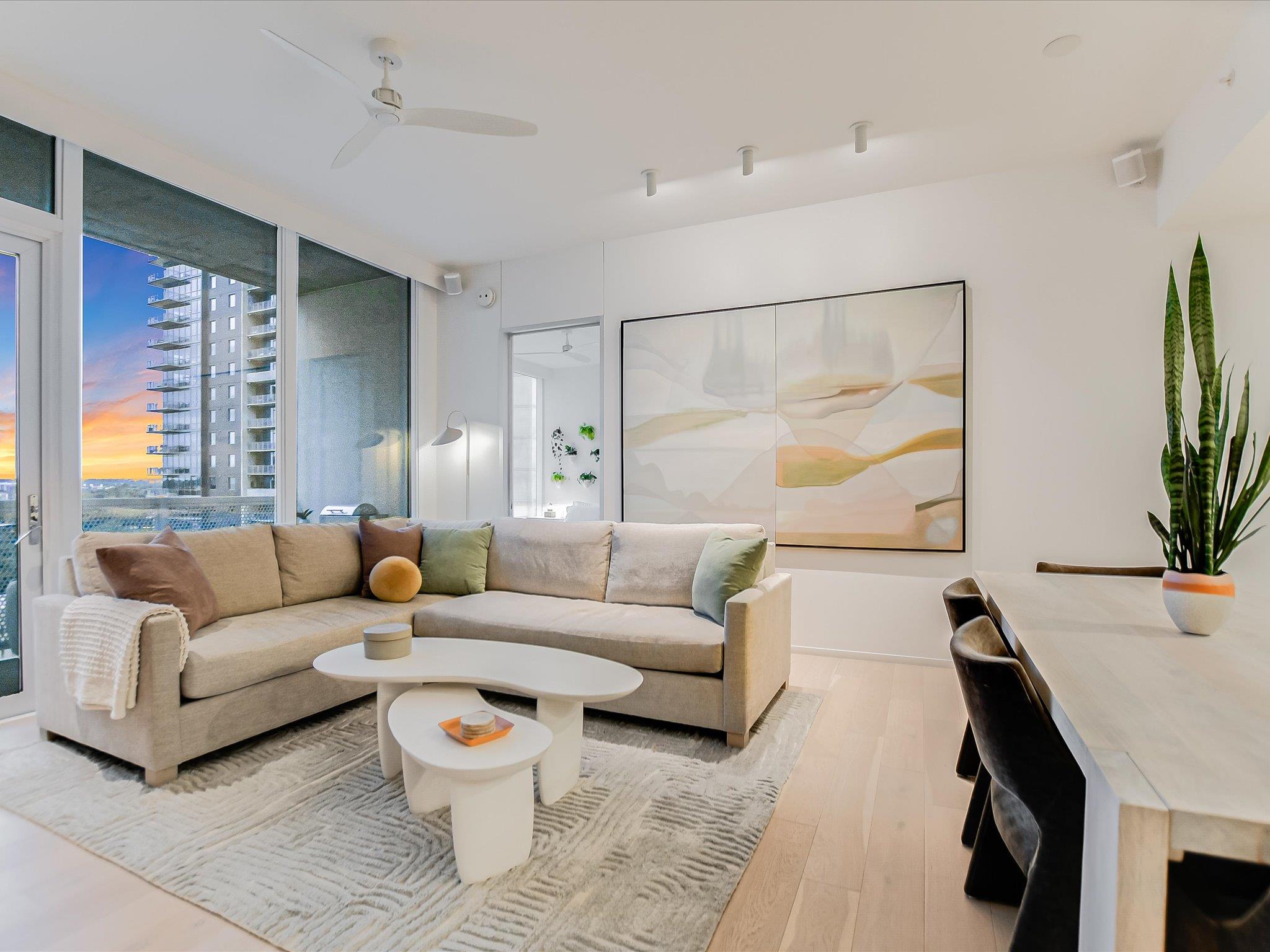 301 West Ave 1207