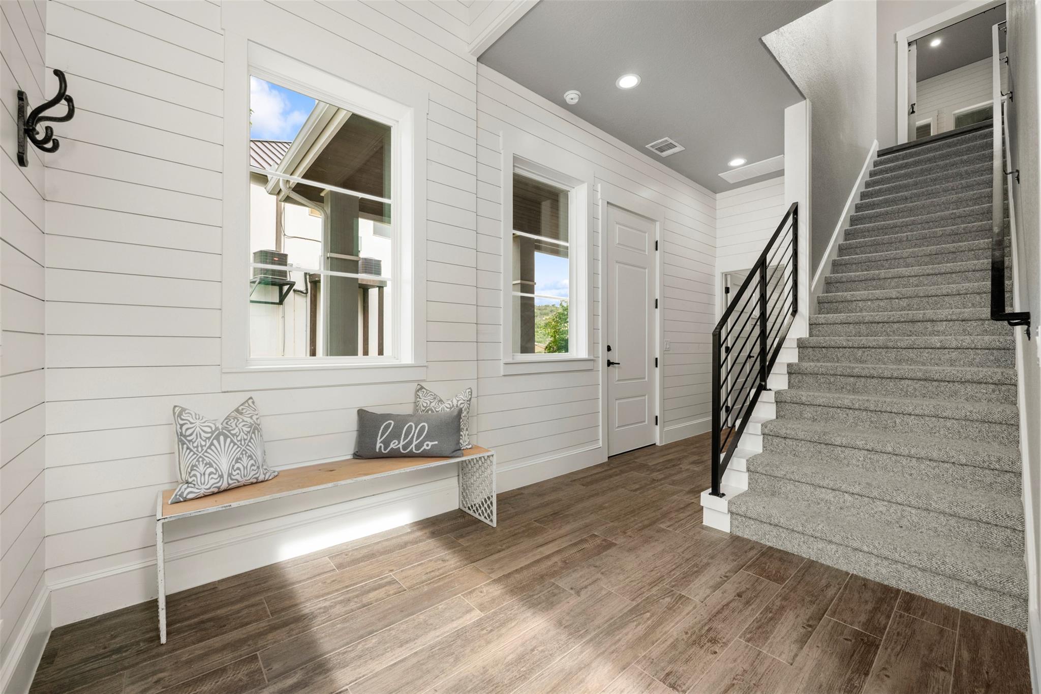 1002 Pecan CIR