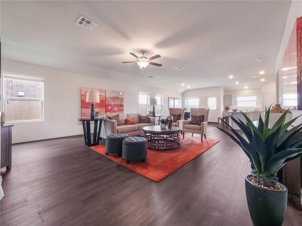 1144 Toyah DR
