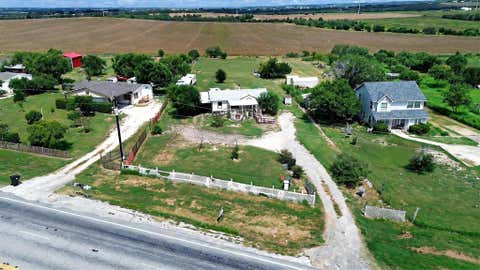 Photo of 11615 N State Highway 123 Highway, Seguin, TX 78155 (MLS # 8306568)