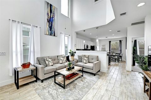 11316 NE Gadsen LN 52 Austin TX 78754