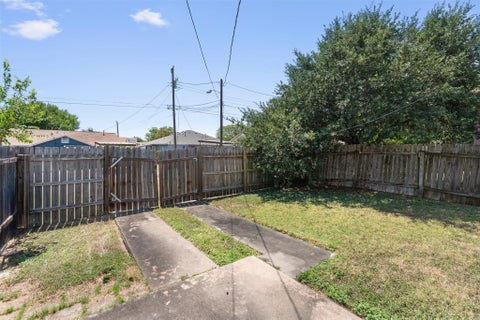 Tiny photo for 16111 Fitchburg CIR, Pflugerville, TX 78660 (MLS # 4224116)