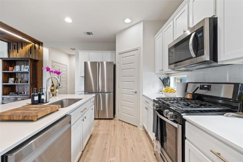 Tiny photo for 16936 Aventura Ave, Pflugerville, TX 78660 (MLS # 3730804)