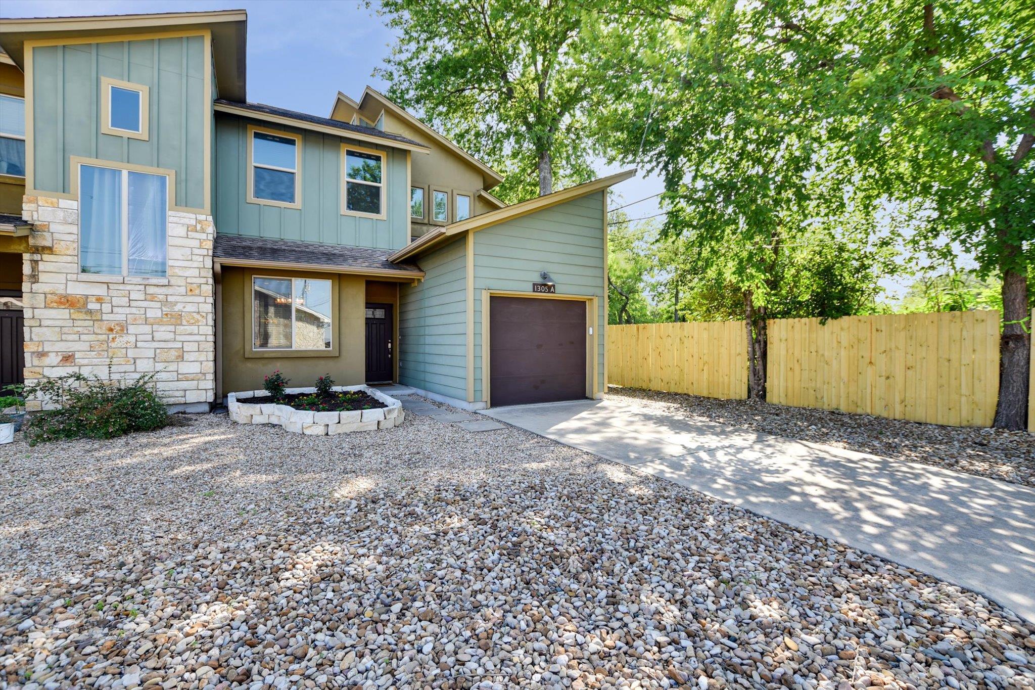 1305 Casey ST A