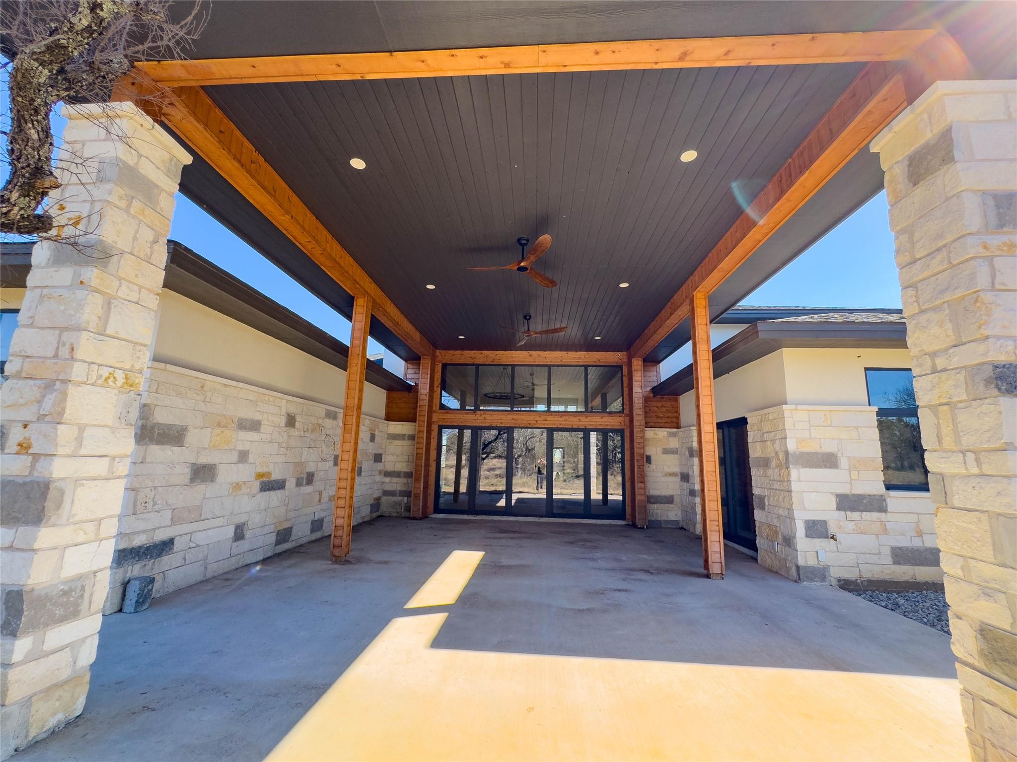 6509 Ranch Road 962 W