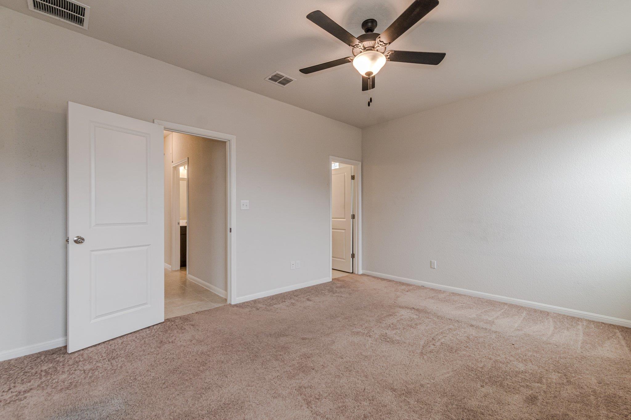 1064 Esplanade PKWY