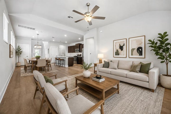 Photo 1 of 32 — 8503 McKamy DR, Austin, TX 78744