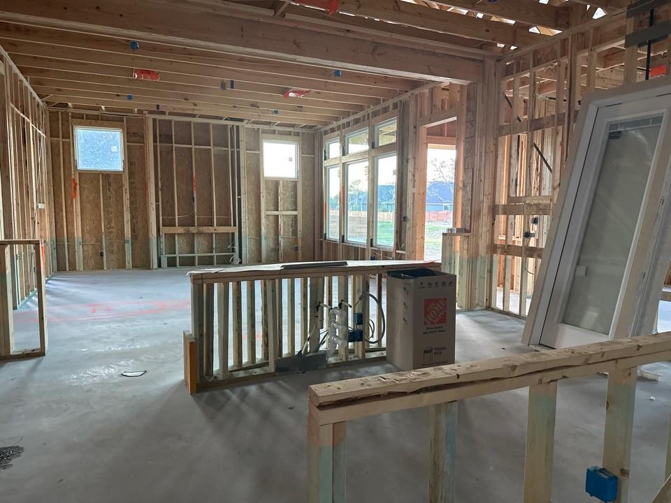 1014 Painted Horse DR