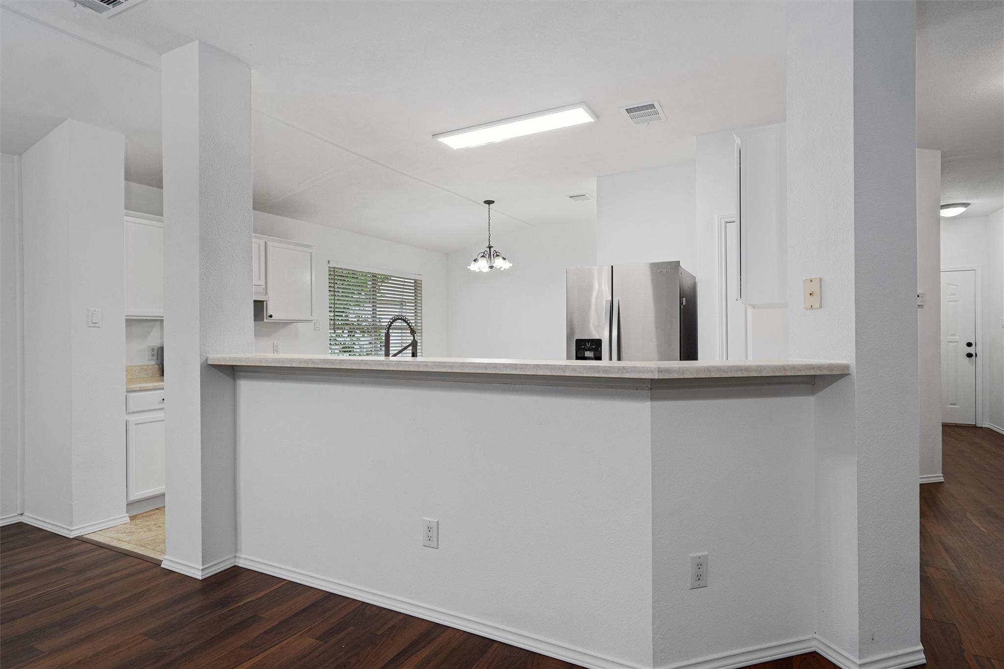 Round Rock, Texas 78664, United States, 3 Bedrooms Bedrooms, ,2 BathroomsBathrooms,Residential,Active,170017