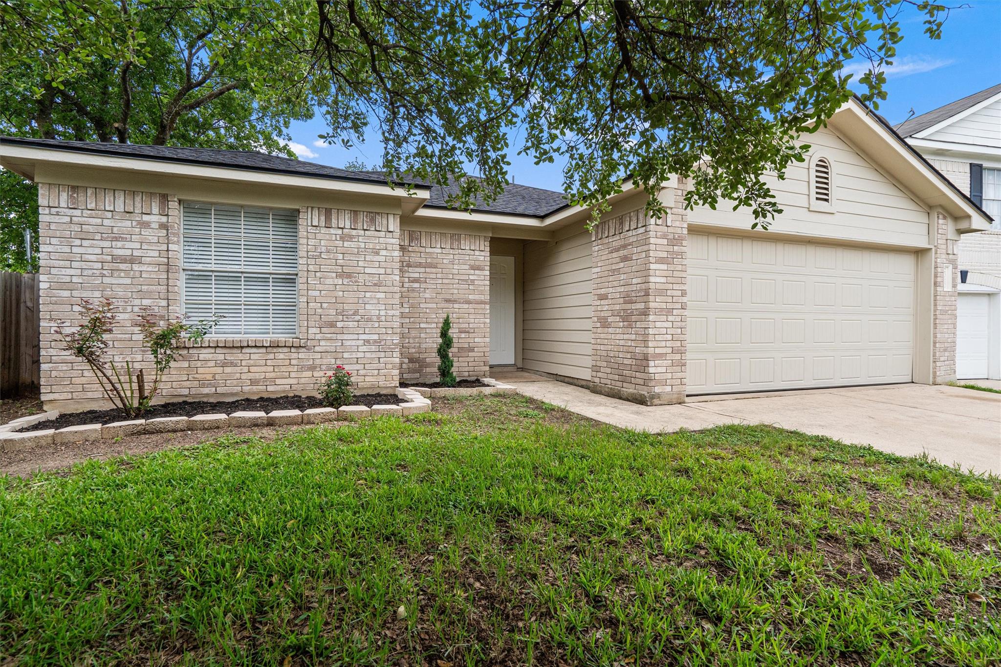 Round Rock, Texas 78664, United States, 3 Bedrooms Bedrooms, ,2 BathroomsBathrooms,Residential,Active,170017