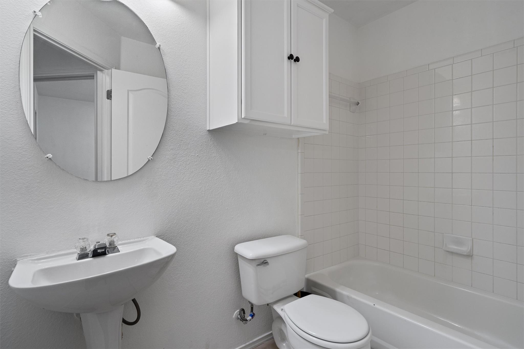 Round Rock, Texas 78664, United States, 3 Bedrooms Bedrooms, ,2 BathroomsBathrooms,Residential,Active,170017