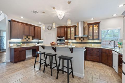 409 Explorer Lakeway TX 78734