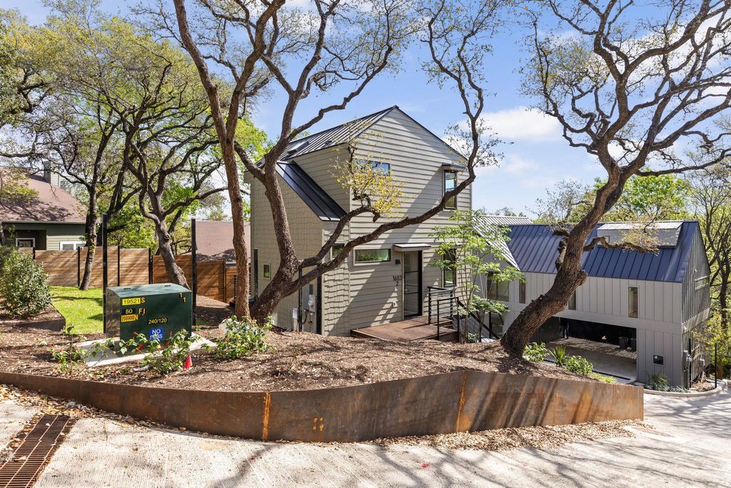 Photo of 1603 Chelsea LN #2, Austin, TX 78704 (MLS # 9372695)