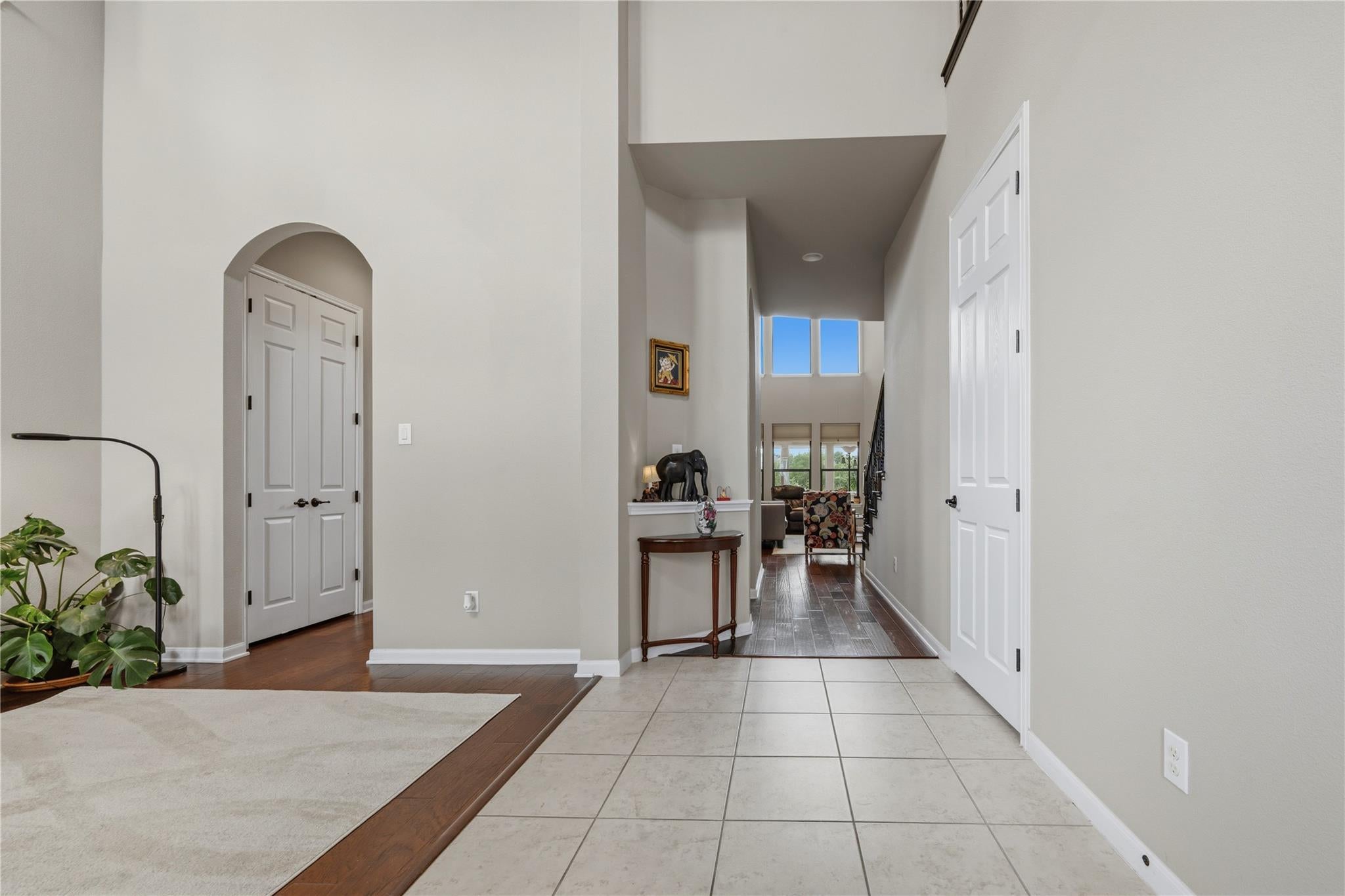 612 Cascada LN