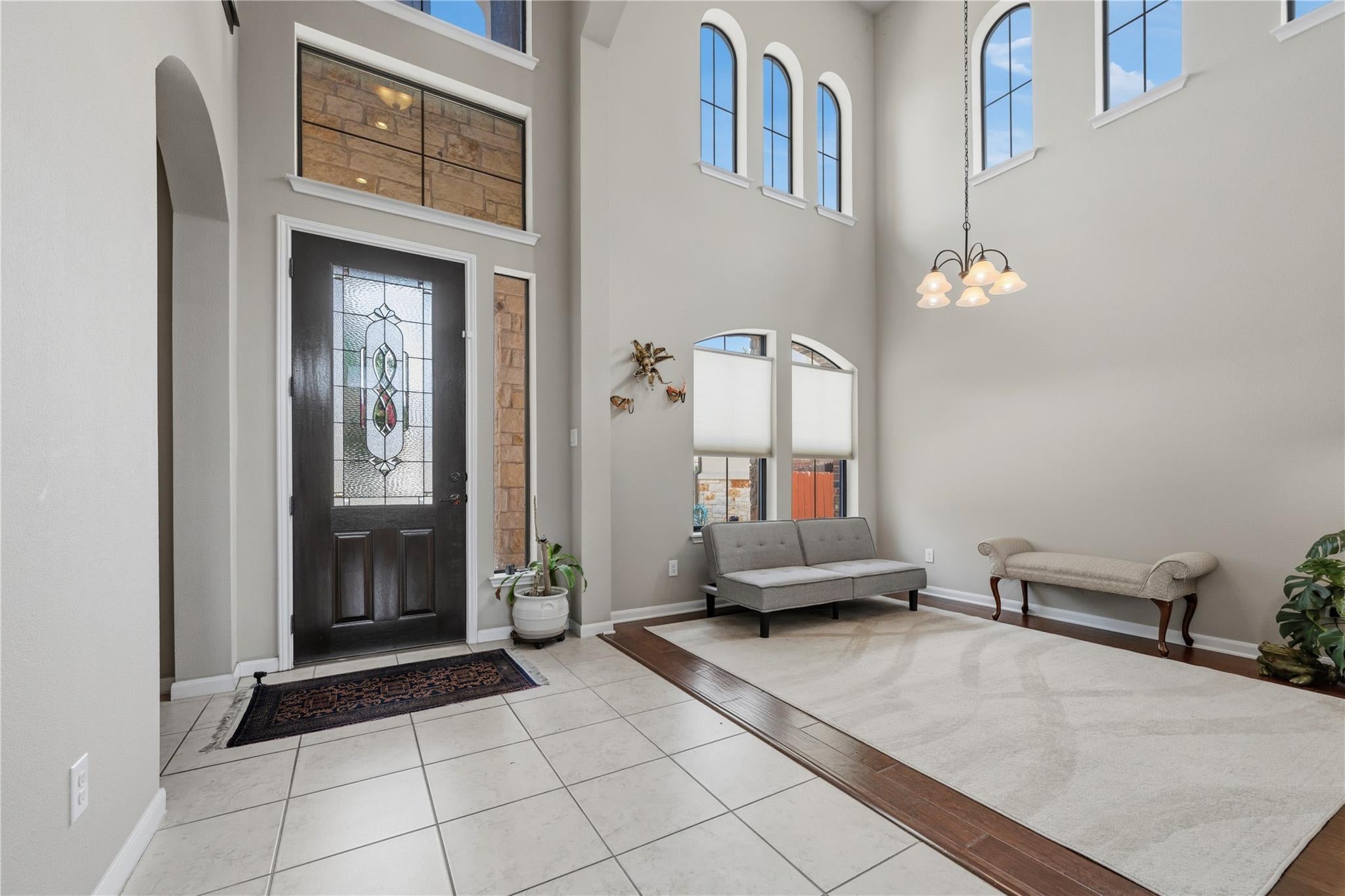 612 Cascada LN