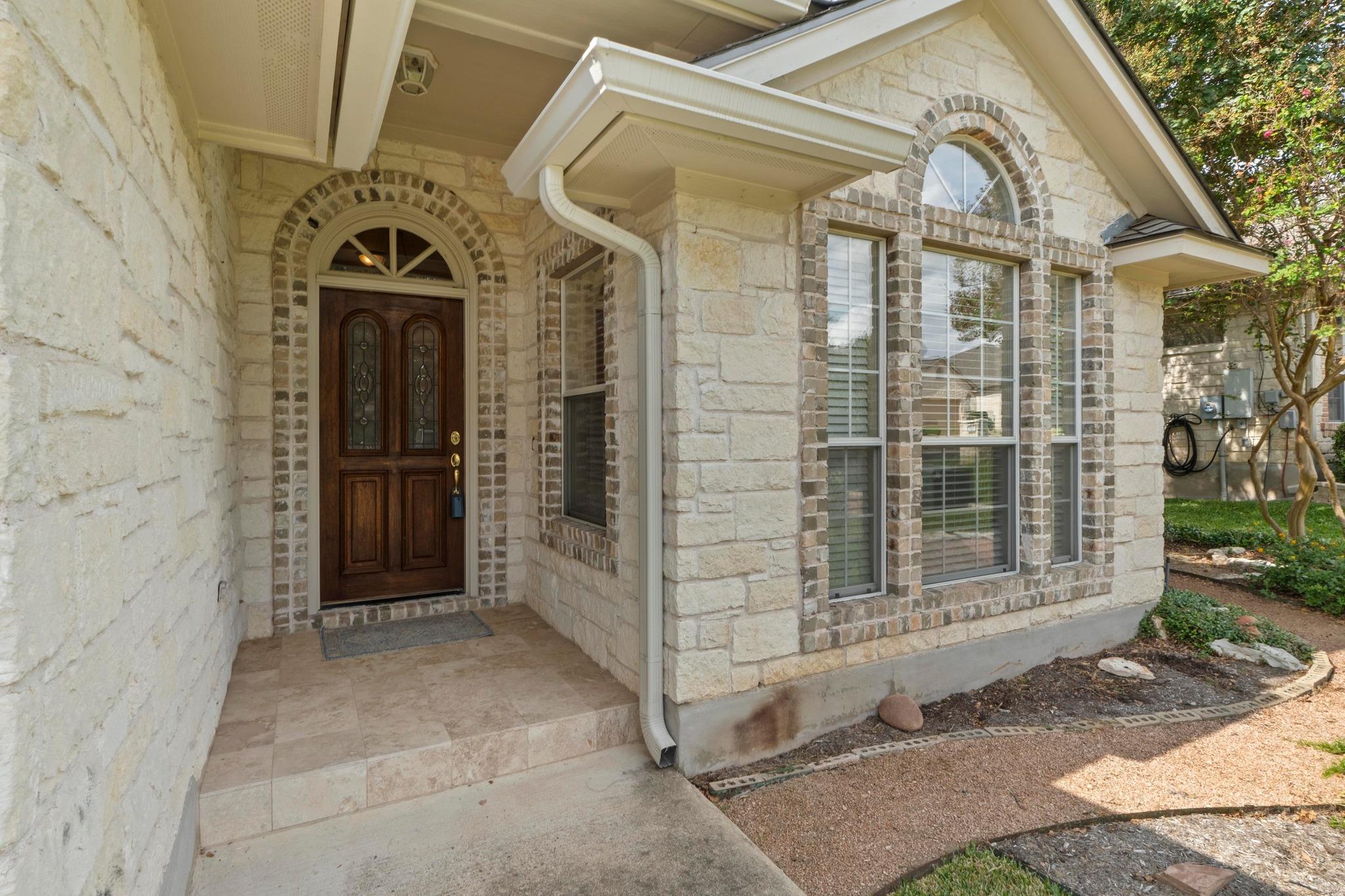 125 Sabine DR