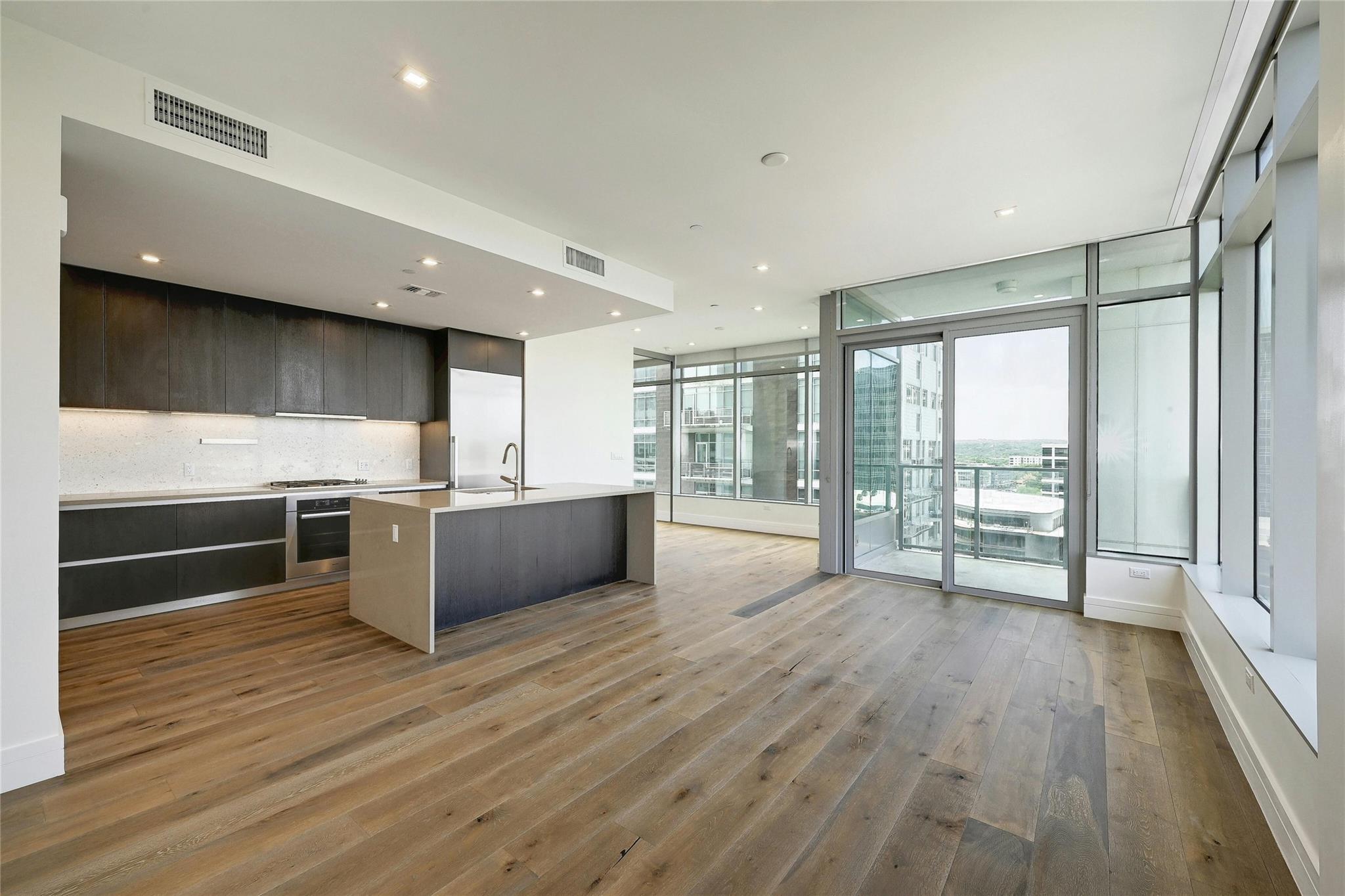 501 West Ave 1104