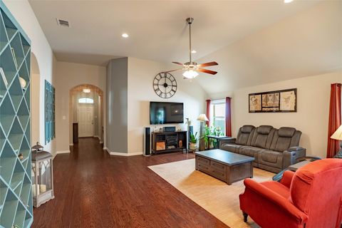 Tiny photo for 2009 Garretts WAY, Manchaca, TX 78652 (MLS # 8445027)
