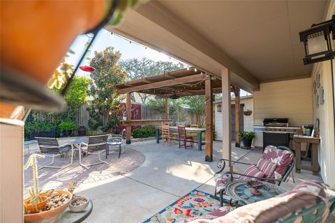 Tiny photo for 2009 Garretts WAY, Manchaca, TX 78652 (MLS # 8445027)