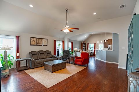 Tiny photo for 2009 Garretts WAY, Manchaca, TX 78652 (MLS # 8445027)