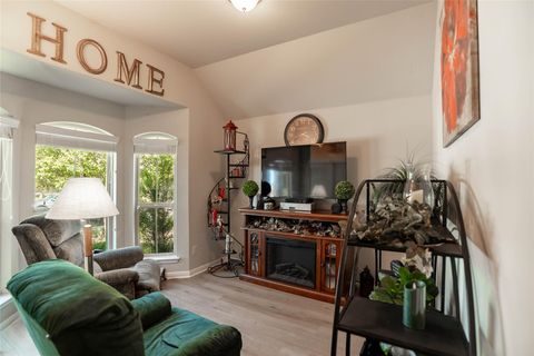 Tiny photo for 2009 Garretts WAY, Manchaca, TX 78652 (MLS # 8445027)