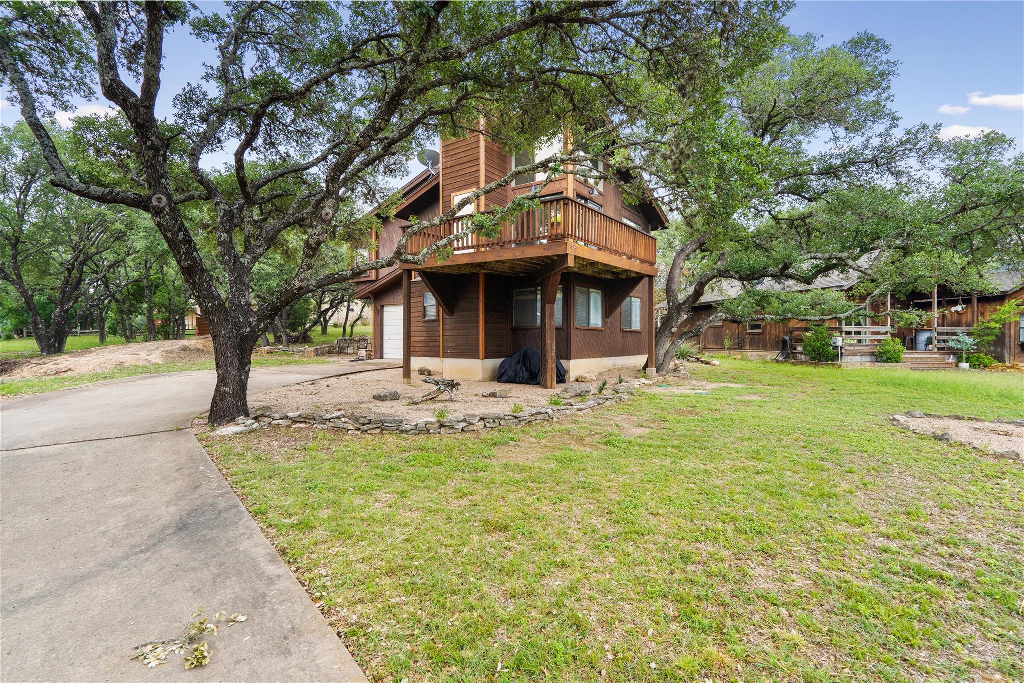 334 Coventry RD