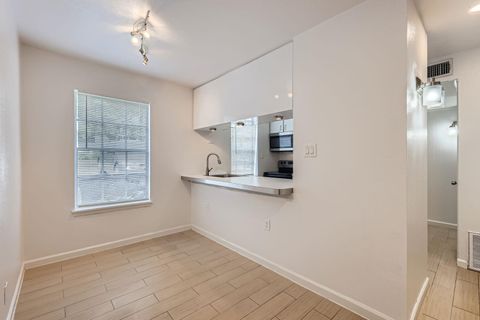 Tiny photo for 300 Crockett ST #115, Austin, TX 78704 (MLS # 2970817)