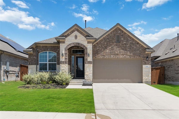 158 CORONELLA DR, LIBERTY HILL, TX 78642 - Image e70a3bbb32ce714072e5b5fe1e0c4a7e/1040332105