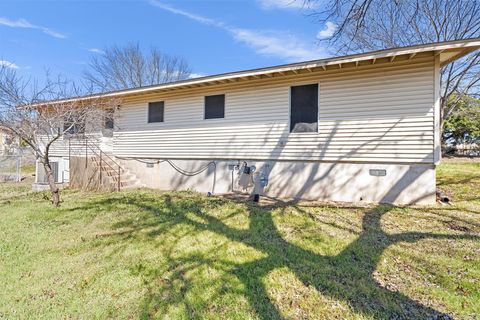 Tiny photo for 2000 Cedar Ave, Austin, TX 78722 (MLS # 4990589)